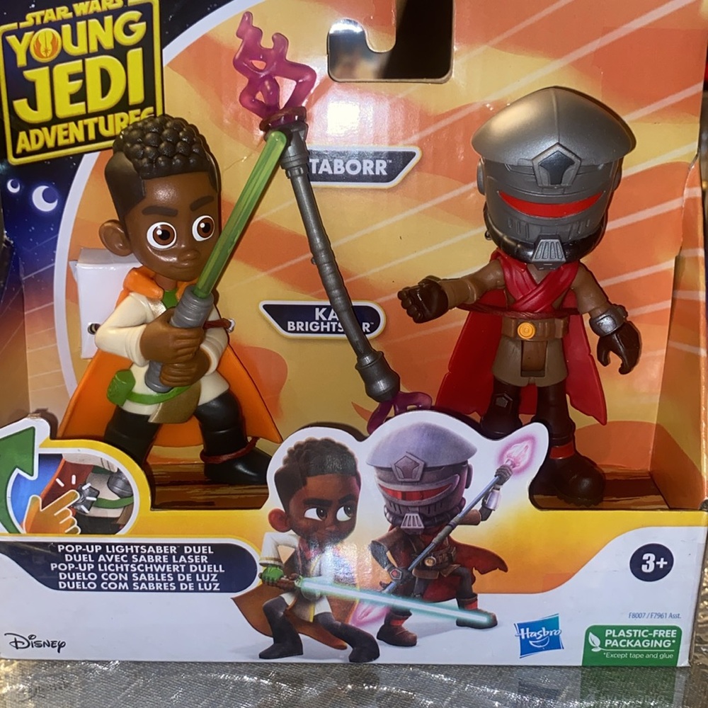 Hasbro Star Wars Young Jedi Adventures Figures!